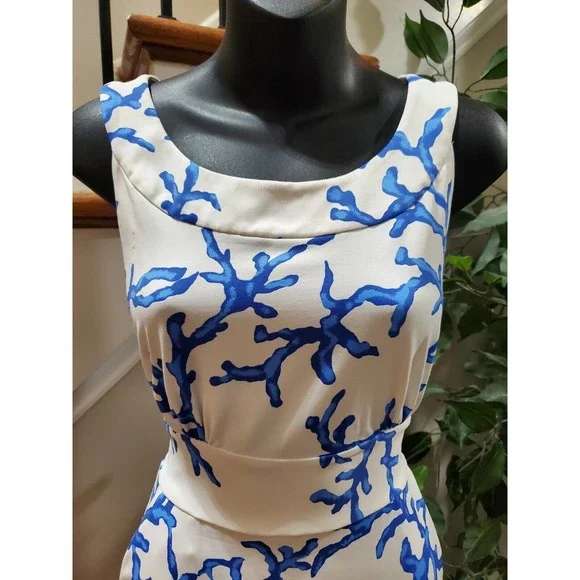 J. Mclaughlin Women's White Nylon Round Neck Sleeveless knee Length Dress Size S - Picture 2 of 11